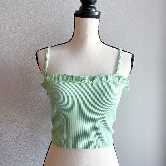 Zara Tops - Zara mint green ruffled ribbed crop top